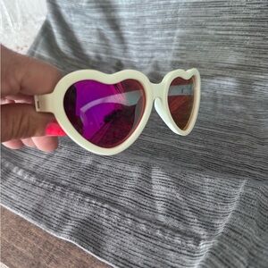 The Beaufort Bonnet Company Heart-Shaped Sunglasses - White and Pink